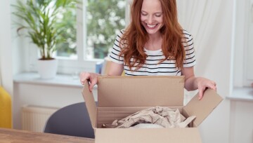 vis_frau_paket Check delivery status