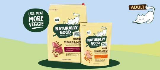 Natürlich gutes Katzenfutter für Erwachsene mit weniger Fleisch und mehr Gemüse, 24% Berglinsen & 53% Rind sowie 24% rote Linsen & 55% Huhn, umweltfreundlich verpackt.