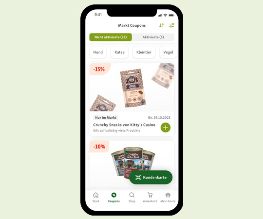 Smartphone-Bildschirm mit einer Coupon-App für Haustierprodukte, zeigt 15% Rabatt auf Kitty's Cuisine Crunchy Snacks und 10% Rabatt auf Crunchy Selection Tierfutter.
