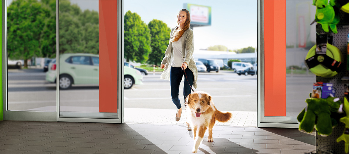 Click-collect-DK-1200x527px Click & Collect