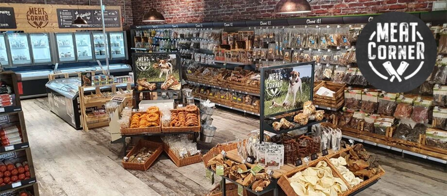 Innenansicht eines Fachgeschäfts namens 