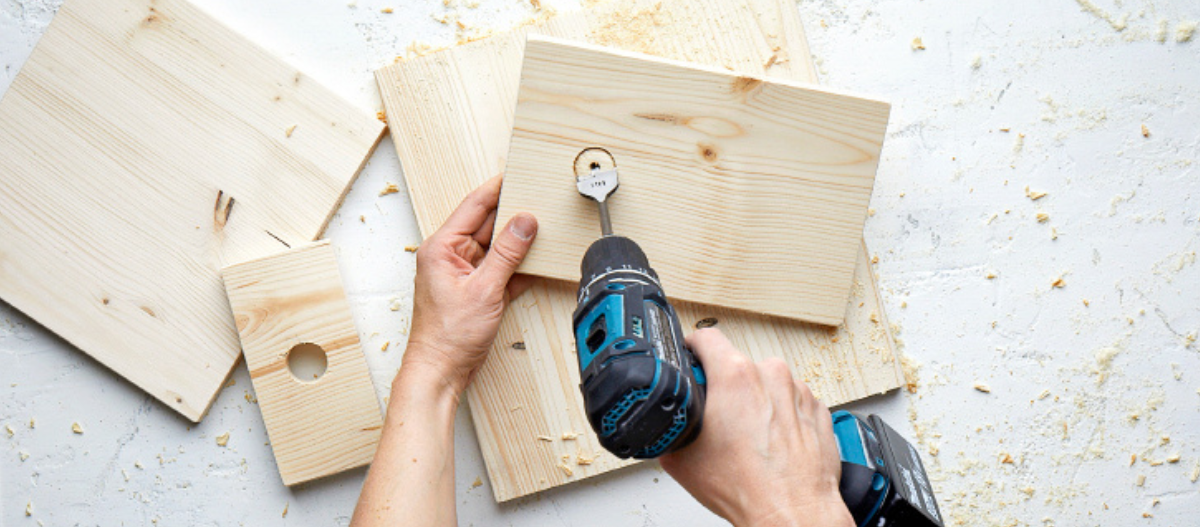 DIY-Wildtier-Vogel-Nistkasten-Vogelhaus-Step-3-1200x527