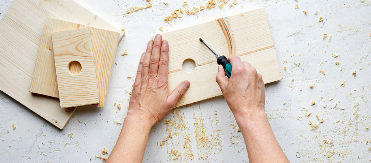 DIY-Wildtier-Vogel-Nistkasten-Vogelhaus-Step-4-1200x527
