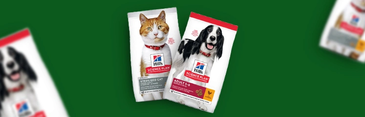 Bannière promotionnelle Hill's Science Plan avec sachets de nourriture pour chien et chat, sur fond vert