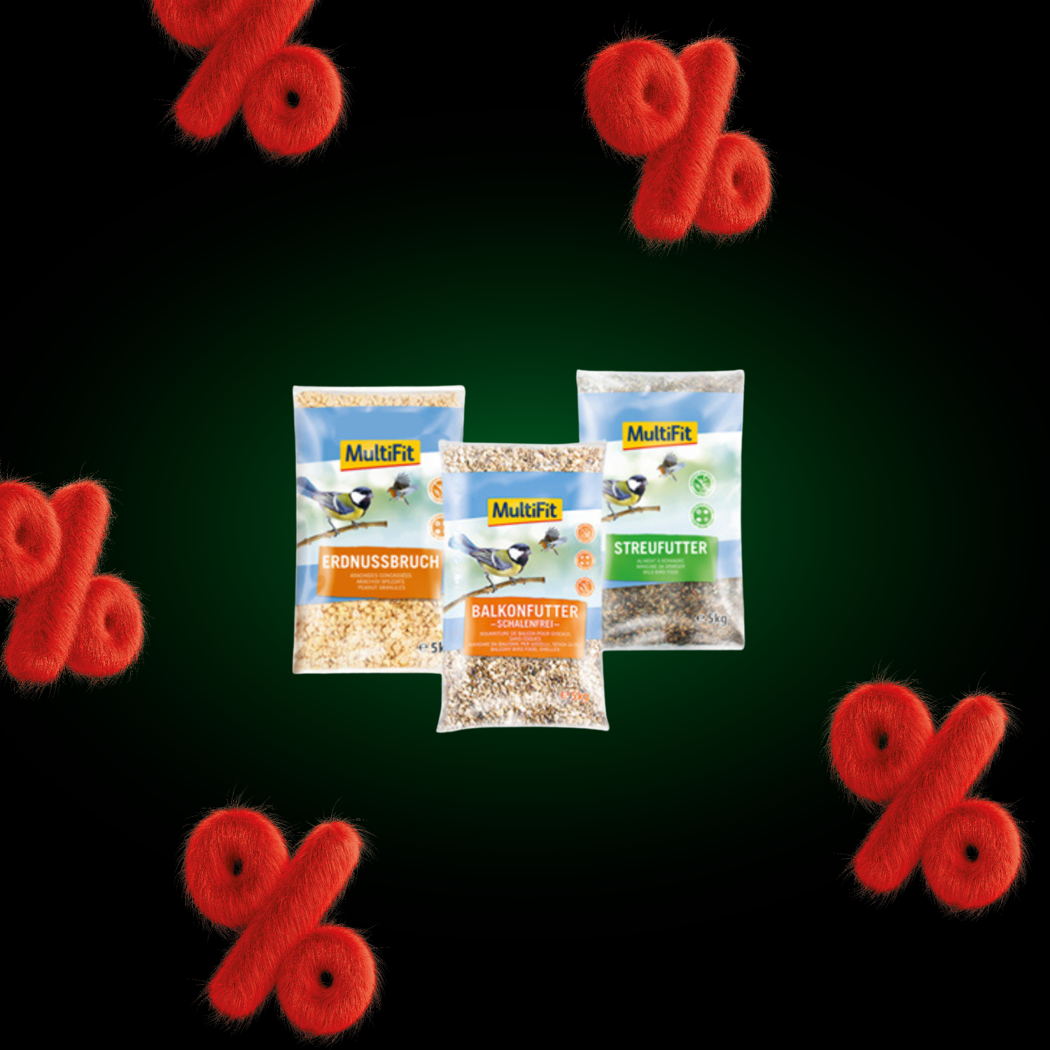 L'image représente trois paquets de 5 kg de nourriture pour oiseaux sauvages de la marque MultiFit, dans les variétés cacahuètes concassées, nourriture pour balcon et nourriture à disperser.