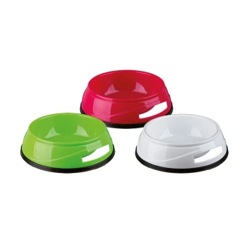 Trois gamelles pour animaux de compagnie de couleurs vives : verte, rose et blanche, chacune avec une base antidérapante et des poignées latérales pour un levage facile.