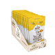 Schachtel mit Betty's Landhausküche 'Knuspertraum' Katzensnack-Tütchen, gelb-weiße Verpackung mit Aufschrift 'Huhn mit Käse'.