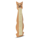 Ein hölzerner katzenförmiger Kratzbaum mit einer strukturierten Sisal-Kratzeroberfläche und einem bemalten Katzenkopf-Design.