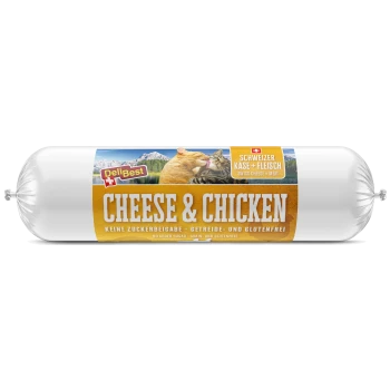 DeliBest Käse & Huhn Haustierfutterrolle mit einer malerischen Bergkulisse und zwei Katzen. Der Text enthält "Kein Zuckerzusatz, getreide- und glutenfrei."