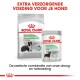 Royal Canin Digestive Care hondenvoer verpakking, met een zak voor middelgrote honden en een zakje voor alle maten, met tekst die verbeterde ontlastingkwaliteit promoot.