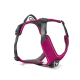 Knallrosa gepolstertes Hundegeschirr mit schwarzen verstellbaren Gurten, Metall-D-Ring und reflektierendem Rand.
