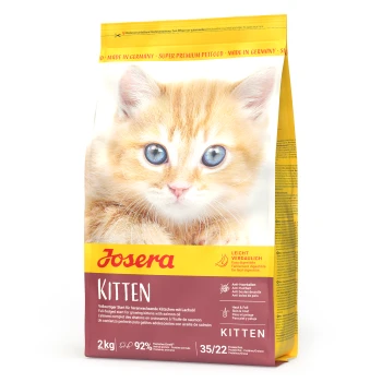 Josera Kitten Katzenfutterbeutel mit einer Nahaufnahme eines orangefarbenen Kätzchens, mit "Einfach verdaulich" und "Lachsöl für wachsende Kätzchen."