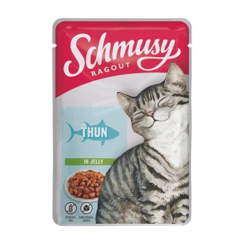 Schmusy Ragout Katzenfutterbeutel mit einer glücklichen getigerten Katze, gekennzeichnet mit 'mit THUN' und 'in JELLY', mit einer Schüssel Futter-Illustration.