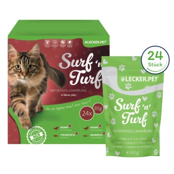 Katzenfutterverpackung mit der Marke "Surf 'n' Turf", mit einer flauschigen Katze auf der Vorderseite, die 24 x 85g Portionen in Gelee enthält.