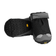 Schwarze und graue Hundeschuhe mit einer strukturierten Gummisohle, mit einem Mesh-Obermaterial und einem verstellbaren Riemen für einen sicheren Sitz.