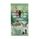 Grüner Hundefutterbeutel mit der Aufschrift "Lucky's Food Code" und einer Cartoon-Schwarzen Katze, mit den Texten "Protein Boost" und "Seniors."