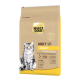 Tüte Select Gold Katzenfutter mit einer grauen getigerten Katze, beschriftet mit 'ADULT Indoor', mit Text, der ausgewogene Ernährung für Wohnungskatzen hervorhebt.