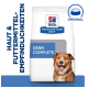 Hill's Prescription Diet Derm Complete Hundefutterbeutel mit einem blauen Etikett, auf dem die Texte "HAUT & FUTTERMITTEL-EMPFINDLICHKEITEN" und "DERM COMPLETE" zu sehen sind.