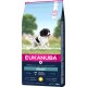 Eukanuba Premium Trockenfutter für Hunde in einer Tüte mit einem laufenden Hund, gekennzeichnet mit 'ADULT' für mittelgroße Rassen, reich an frischem Huhn, 15 kg.