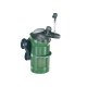 Grüner Aquarienfilter mit zylindrischem Design, mit einer oben montierten Pumpe und einem klaren Wasserablassrohr.