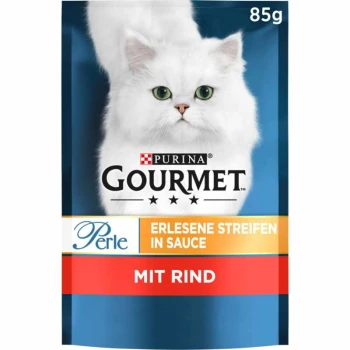 Purina Gourmet Katzenfutterbeutel mit einer weißen Katze auf blauem Hintergrund, beschriftet mit "Perle Erlesene Streifen in Sauce mit Rind," 85g.