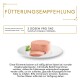 Katzenfutter-Empfehlung: 3 Dosen täglich, auf 2 Mahlzeiten verteilt. Portion auf weißem Teller mit Futterstück und Petersilie.