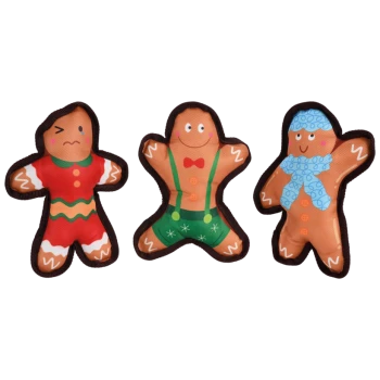 Trois jouets pour chiens en forme de bonhommes en pain d'épice avec tenues festives : robe rouge, bretelles vertes et écharpe bleue, sur fond noir.