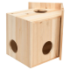 Holz-Vogelhaus mit geneigtem Dach und rundem Eingang, mit natürlichem Holzfinish.