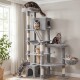 Grauer mehrstufiger Kratzbaum mit Höhle, Hängematte, Kratzstämmen und sechs Katzen in einem hellen Raum