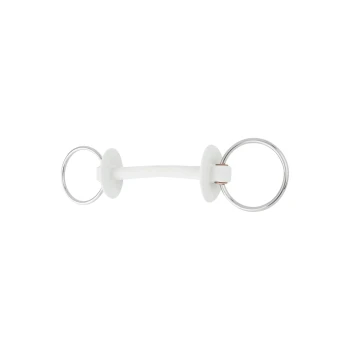 Weißes Hundespielzeug mit zwei Metallringen an beiden Enden, entworfen zum Ziehen oder Apportieren.