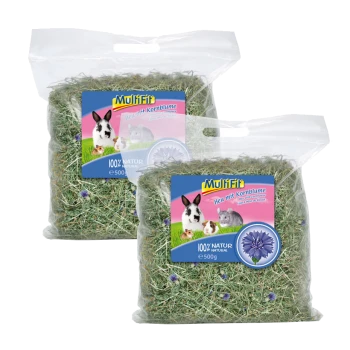 Zwei 500g Beutel "Multifit Heu mit Kornblume" Heu mit Kornblumen, mit Bildern eines Kaninchens, Meerschweinchens und Chinchillas.