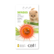 Verpackung des Catit Senses Fireball Katzenspielzeugs, die ein Kätzchen und eine leuchtend orange Kugel mit der Aufschrift 'catit' zeigt, Text 'SENSES.'