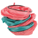Ein farbenfrohes Haustierpflege-Badetuch, mit einem pinken und türkisfarbenen Design, aufgerollt und bereit zur Benutzung.
