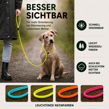 Gelbe Schlupfleine für Hunde mit einer Holzperle und Metallring, entworfen für einfache Anpassung und Kontrolle.