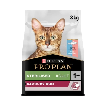 Sac de nourriture pour chat avec un chat Bengal sur le devant, étiqueté "PURINA PRO PLAN STERILISED ADULT 1+ SAVOURY DUO," taille 3kg.