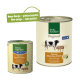 Zwei Dosen Real Nature Tiernahrung, eine kleine und eine große, mit einer Kuhgrafik und Text über Design und Qualität.
