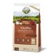 Ein 2,5 kg Sack Bellfor VitalPlus Hundefutter vor einer Landschaftskulisse, der seine Formel für empfindliche Hunde und 57 % Fleischgehalt betont.