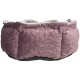 Ein plüschiges, rundes Haustierbett in einem sanften Mauve-Ton mit einem Sternenmuster, mit einem gemütlichen, flauschigen Innenraum und einem schwarzen Boden.