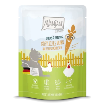 Haustierfutterverpackung mit einer Cartoon-Katze und Hühnern, gekennzeichnet mit "Mjamjam Chicks & Friends Köstliches Huhn an feinen Möhrchen."