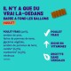 Barre à fond les ballons au poulet, avec 40% de poulet frais, riche en vitamines, sans céréales, ingrédients listés sur fond turquoise.