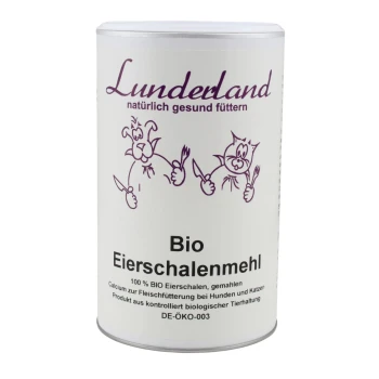 Weißer Behälter beschriftet mit "Lunderland Bio Eierschalenmehl" mit Illustrationen von Hund und Katze, 100% biologisches Eierschalenpulver für Haustiere.