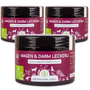 Drei Gläser "Magen & Darm Leckerli", ein Nahrungsergänzungsmittel für Hunde, mit einem lila Etikett mit weißem Text und Illustrationen von Tieren.