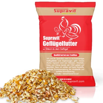 Roter und beiger 25kg Sack Supravit Geflügelfutter mit Bildern von Huhn, Küken und Ente, hergestellt in Deutschland.