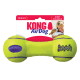 Jouet siffleur pour chien KONG AirDog en forme d'haltère composé de balles de tennis jaune néon, avec le logo « KONG AirDog » et une photo sur l'emballage montrant un enfant et un chien.