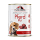 Boîte de nourriture pour chien Tackenberg Pferd Pur avec image de chien et morceaux de viande crue, étiquetée 99 % de viande et complément alimentaire.