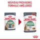 Deux sachets de nourriture pour chats Royal Canin : à gauche "DIGEST SENSITIVE" avec "Haute digestibilité," à droite "DIGESTIVE" pour un soutien à la digestion saine.