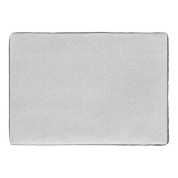 Grau Haustierbett mit einer weichen, strukturierten Oberfläche und kontrastierendem Rand, mit einem einfachen, modernen Design.