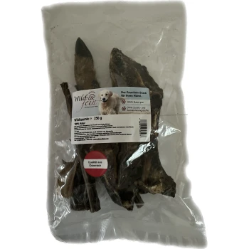 Klare Verpackung von "Wild & fein" Hundeleckereien (250g) mit einem Golden Retriever, gekennzeichnet mit "100% Natur pur" und "Qualität aus Österreich."