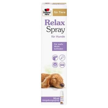 Double cœur pour animaux Spray relaxant pour chiens 90 ml Spray relaxant pour chiens, 90 ml, avec un chien endormi sur l'emballage, promouvant le bien-être avec des icônes pour les effets apaisants.