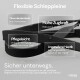 Schwarze flexible Hundeleine, die auf einer nassen Oberfläche präsentiert wird, mit Textmarkierungen zu Sichtbarkeit, Stärke, Pflegeleichtigkeit und Komfort.